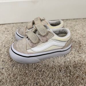 Vans toddler size 5 Beige and White Old Skool